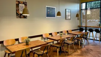 Established sandwich shop/cafe in a fast growing area