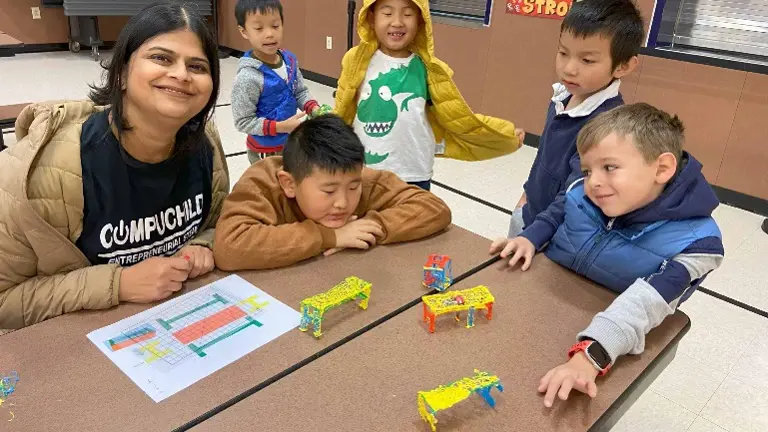 3D Pen and Structural Design Class from COMPUCHILD