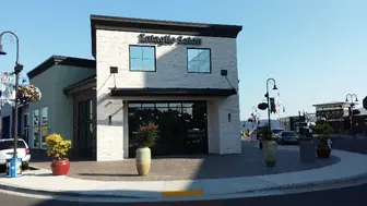 Upscale Full Service Established Salon in Prime Location