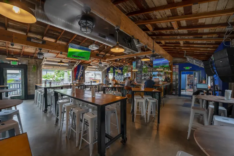 bar
