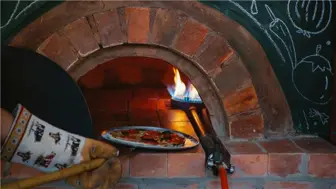 North Shore Italian Restaurant & Brick Oven Pizza Nets $475,000 YR