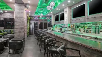 Premier Turnkey Bar/Lounge Opportunity in South Beach