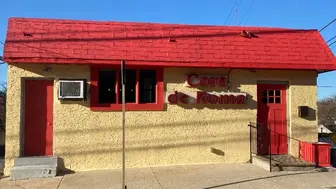 Bala Cynwyd Restaurant, Real Estate , Parking Lot & FFE !  $675,000