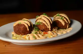 SBA-Bankable, Long-Established Restaurant — $3.1MM Revenue | $725K Own