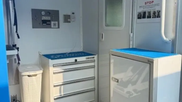 Interior Mobile Spa