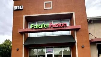 Profitable Mediterranean Restaurant – Falafel Fusion – Turnkey