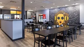 Turn key pizza restaurant in prime Edina location