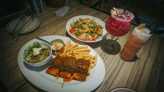 Turn-Key BBQ Spot – High Traffic, Loyal Customer Base + Liquor License