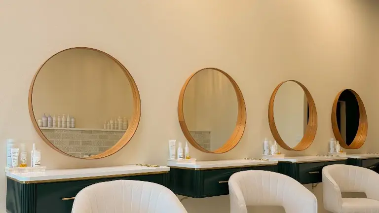 Dry Bar