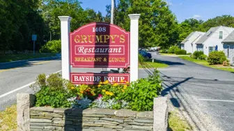 Grumpy's Restaurant - A Cape Cod Icon