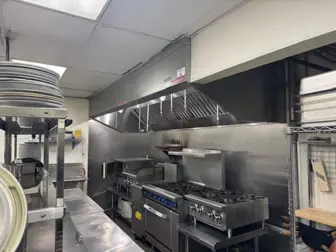 Modern Quick Serve with full kitchen Beer, Wine in Busy Area Berkeley