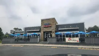 Turnkey Sports Bar & Restaurant – Prime Location