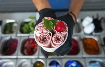 Super Unique Thai Ice Cream Bubble Tea Sensation