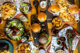 Fire Sale – Owner Absentee Restaurant For Sale On The North Shore!