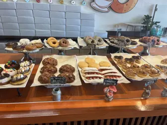 Low Rent & Fancy donuts shop at Alpharetta GA