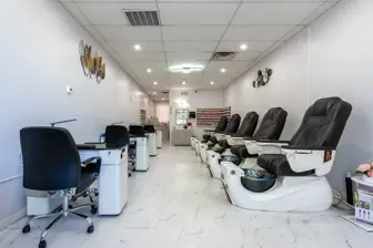 Remodeled Salon on Colfax – Affordable Rent, Huge Visibility!
