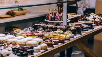 Nassau County Bakery-Est 1976-Owner Operated-Great Shopping Center