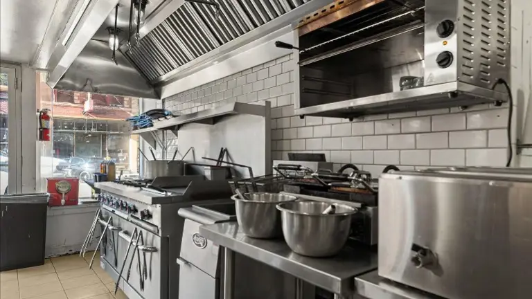 Large Commercial Kitchen Large Commercial Kitchen