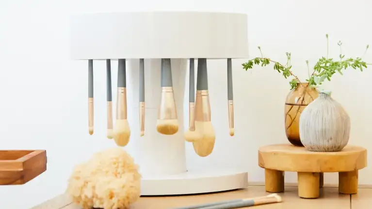 BB Makeup Brush Holder/Drying Stand (White)