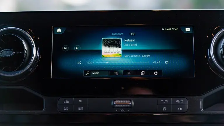 2023 high-tech dash