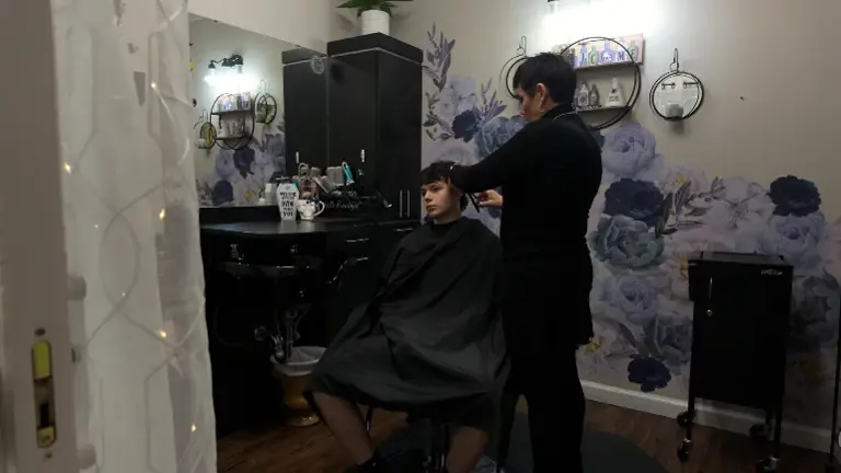 Private stylist room Private stylist room