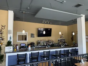 Mediterranean Restaurant & Bar/Lounge