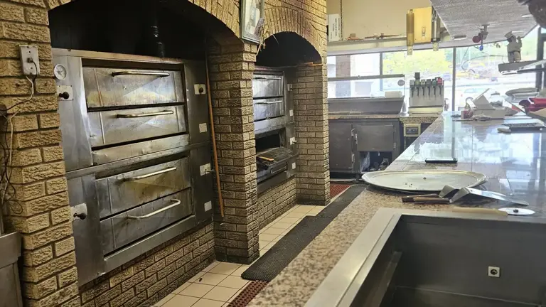 Pizzeria FOR SALE