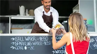 Thriving Roadside Food TrailerHigh Traffic Location with Loyal Clients