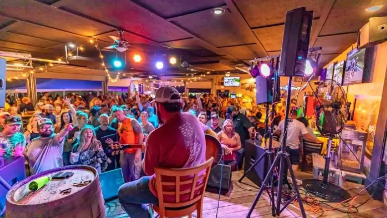 Typical Band Night in the Pavilion Bar