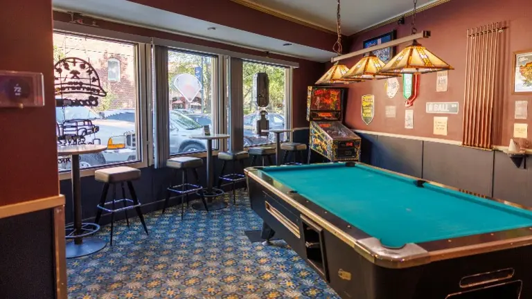 Separate Pool Room