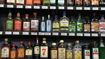 Liquor Store in Affluent Bergen Co. Town 