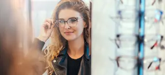 Sunglass & Eyeglass Boutique – Profitable, Established, & Turnkey