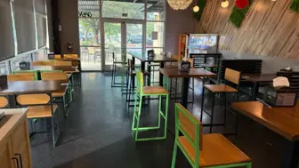 Turnkey Asian fast-casual in South Austin for sell