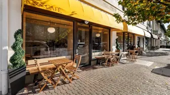 Turnkey Café Opportunity in a High-Foot-Traffic Street