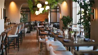 Turn-Key Restaurant Masterpiece $1.82k Revenue $260 Net Asking $669k