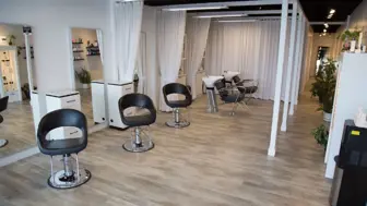 Skip the build-out! Murray, Utah Turnkey Salon & Spa fully furnished!