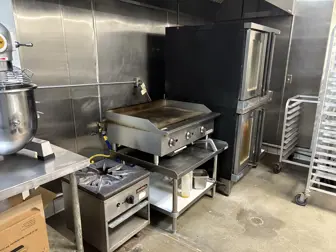 Quick Service Restaurant, Low Rent, Perfect for Takeout Biz
