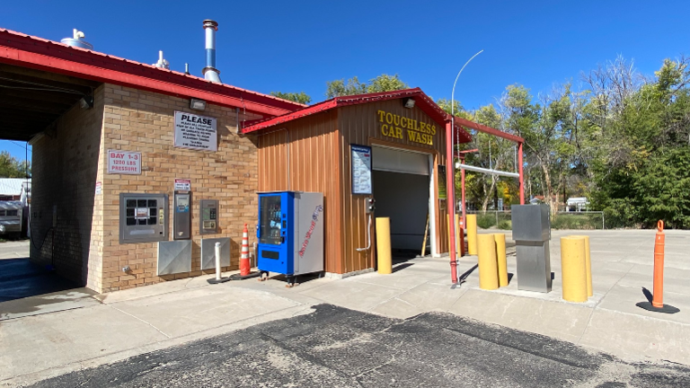 Vending area and Automatic Wash Vending area and Automatic Wash