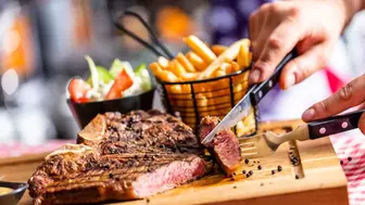 ID# 1734 - Iconic, Profitable, Turnkey Diner with RE and Liquor