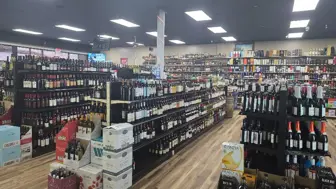 LIQUOR STORE FOR SALE - Prime Location /Turnkey