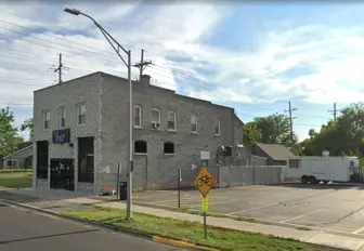 Beloved Freestanding Bar w/Kitchen Bellwood, IL - Property Included!
