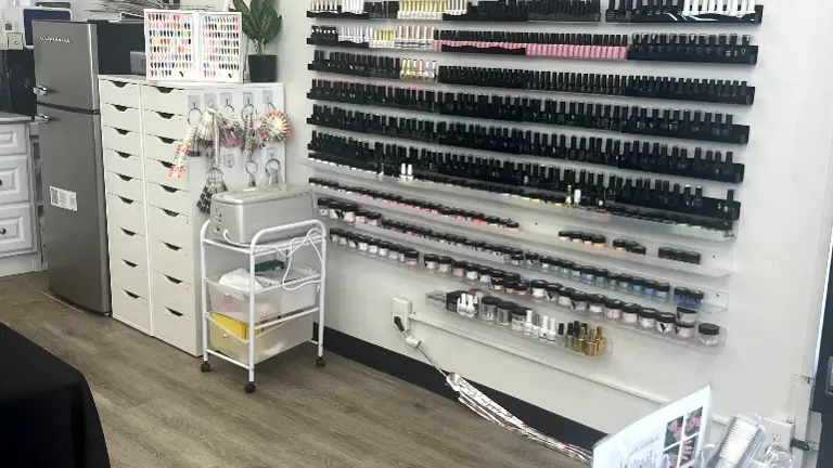 nail polishes nail polishes