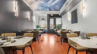 Award Winning Downtown New Haven Restaurant For Sale