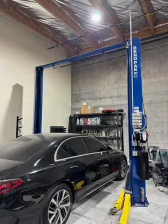 Equipped Auto Body Shop – Sun Valley | Turnkey Setup, Prime Location