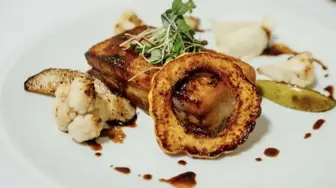 Turnkey Bistro & Bar Opportunity – Affluent Peninsula Location