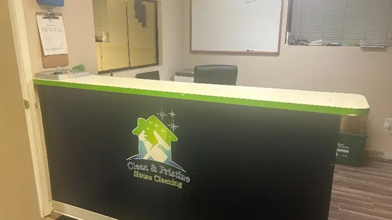 Receptionist Receptionist