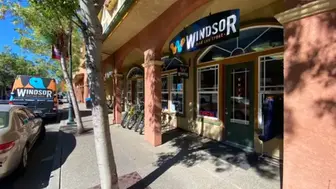 The Bike Shop Windsor W/Property