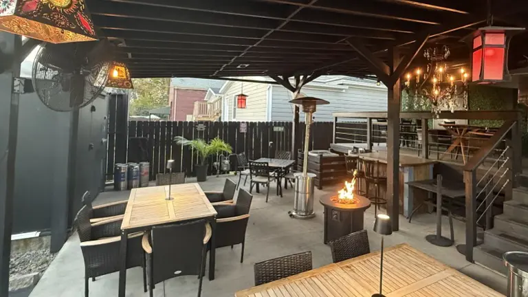 Covered Patio - Outdoor Dining