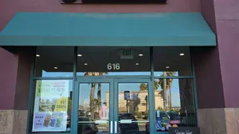 Sushi Hut - Thriving Sushi & Poke Restaurant