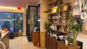 Turnkey Café/Restaurant/Bar opportunity:Fully Equipped, Prime Location